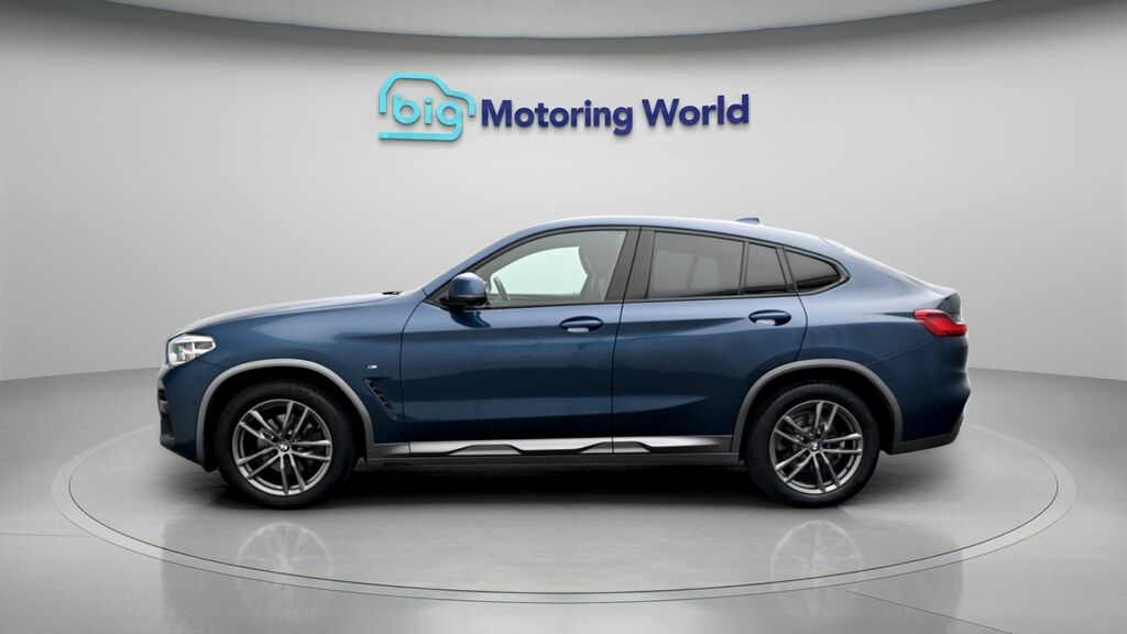 BMW X4 M M Sport X Blue #4