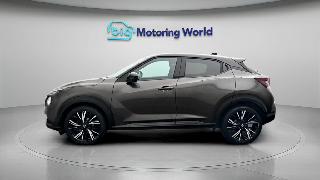 Nissan Juke Tekna WP71GGU Brown #4