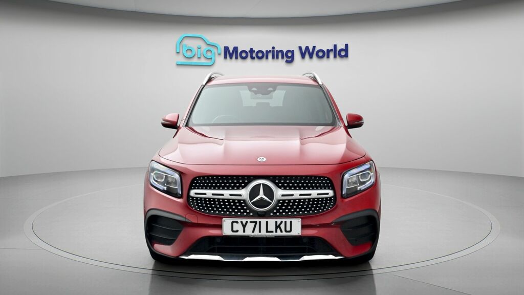 Mercedes-Benz GLB Class Amg Line Red #2