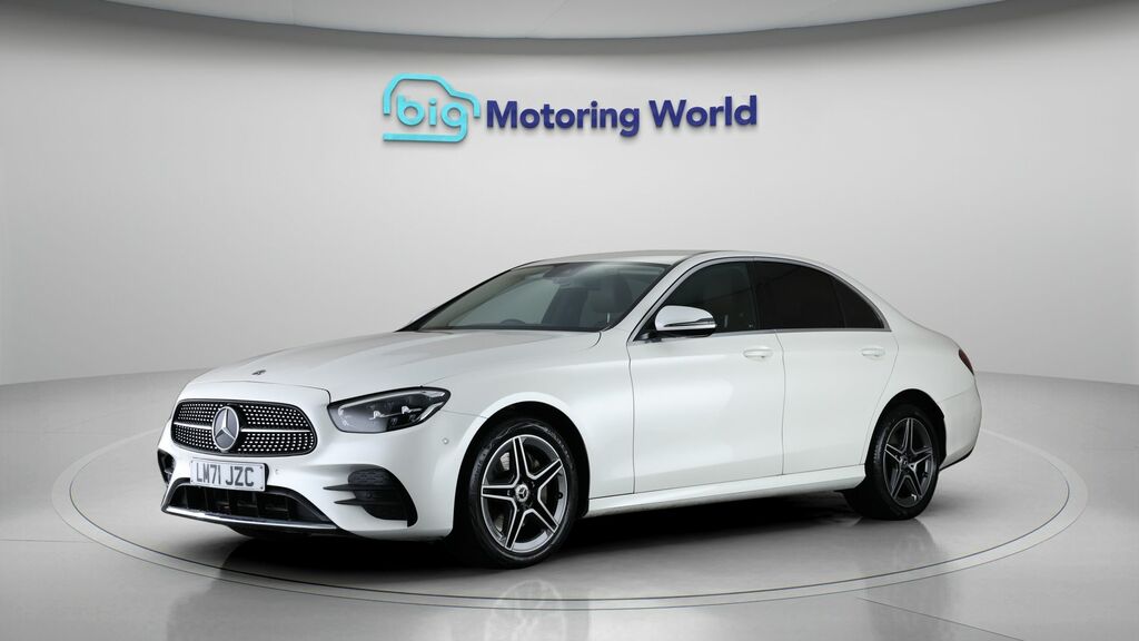 Mercedes-Benz E Class Amg Line Edition LM71JZC White #3