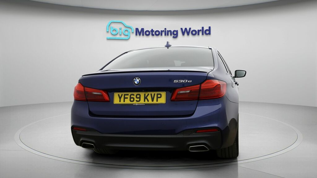 BMW 5 Series M Sport Blue #6