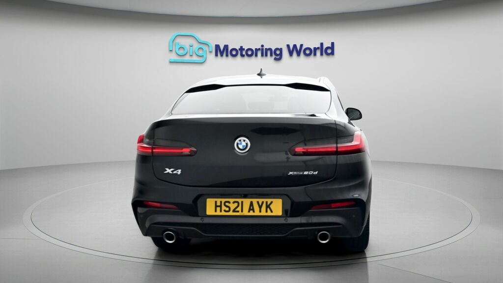BMW X4 M M Sport Black #6