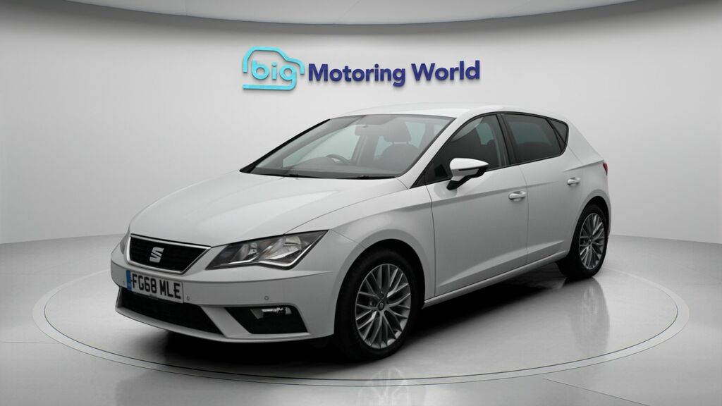 Seat Leon Se Dynamic White #3