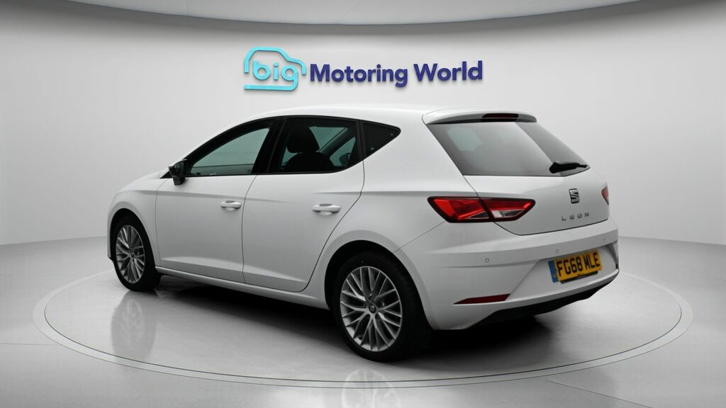Seat Leon Se Dynamic White #5