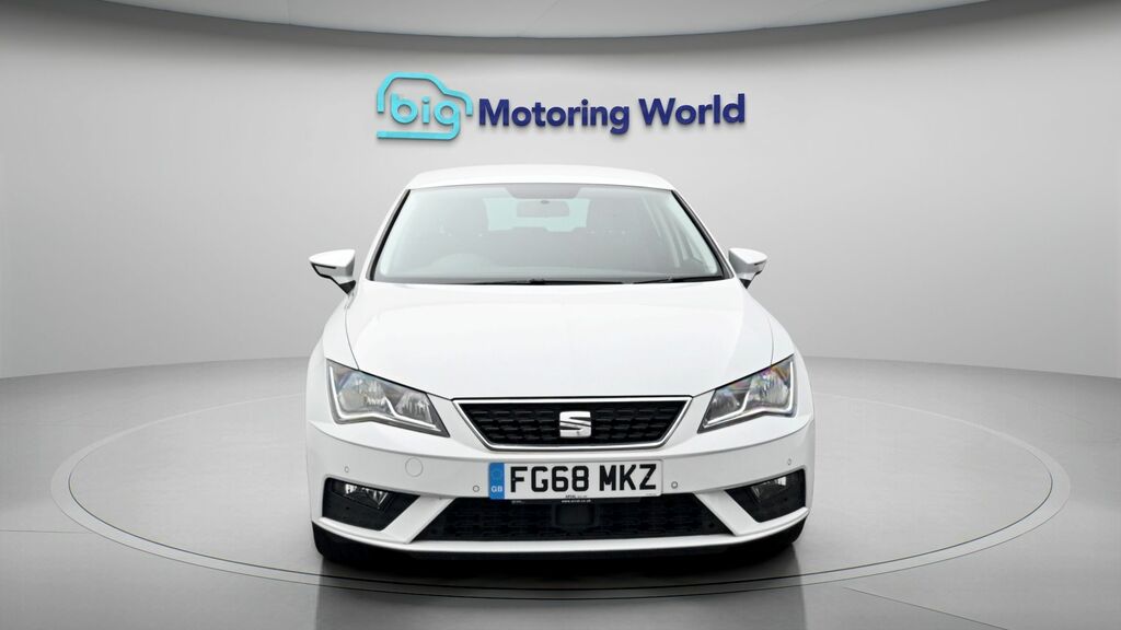 Seat Leon Se Dynamic White #2