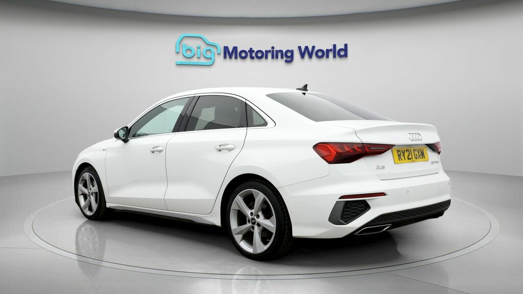 Audi A3 S Line RY21GXW White #5