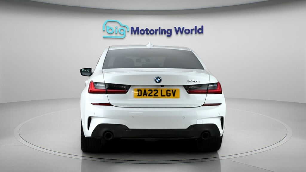 BMW 3 Series M Sport White #6