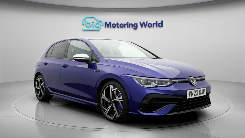 Volkswagen Golf R Blue