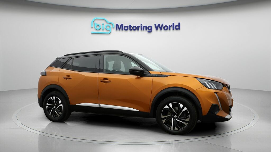 Peugeot e-2008 Gt Orange