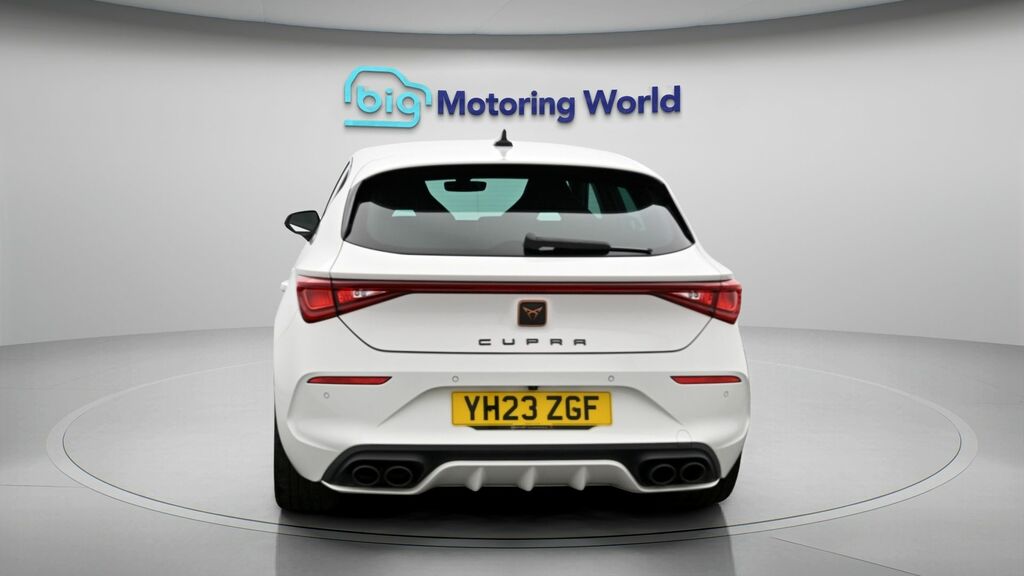 Cupra Leon Vz3 White #6