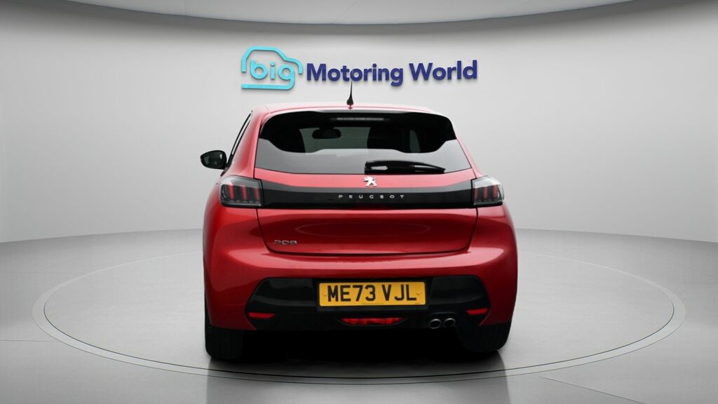 Peugeot 208 Allure Premium ME73VJL Red #6