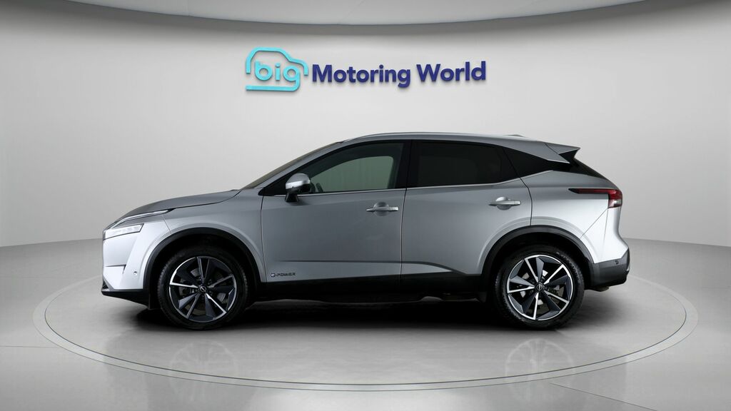 Nissan Qashqai Tekna Silver #4