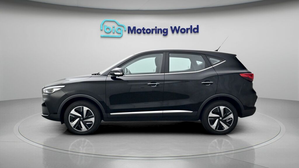 MG ZS Se Black #4