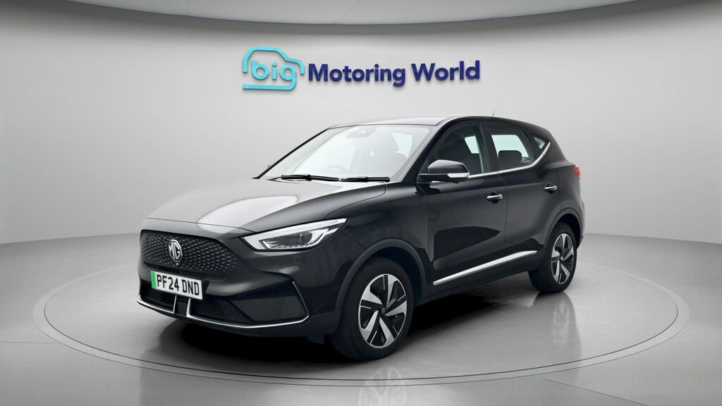 MG ZS Se Black #3
