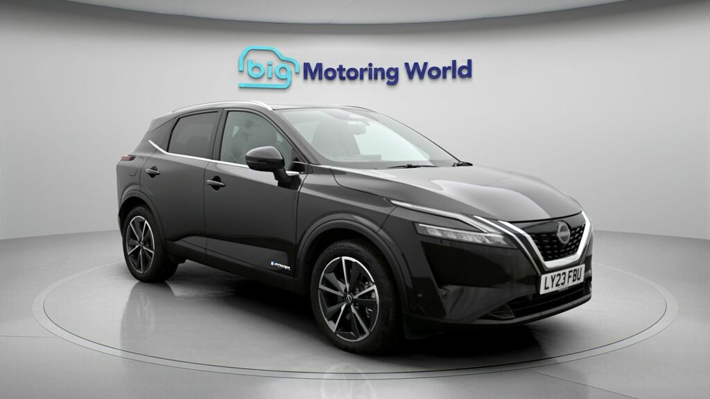 Nissan Qashqai Tekna Black