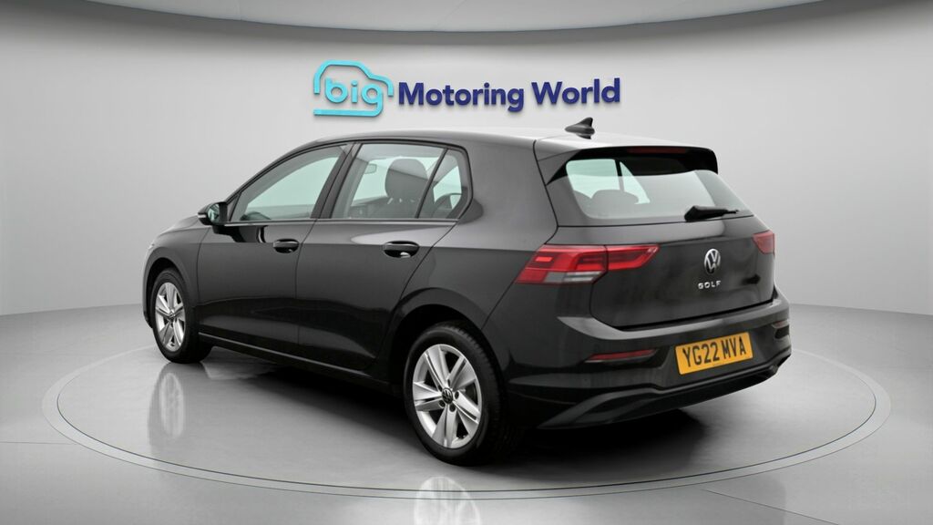 Volkswagen Golf Life Black #5
