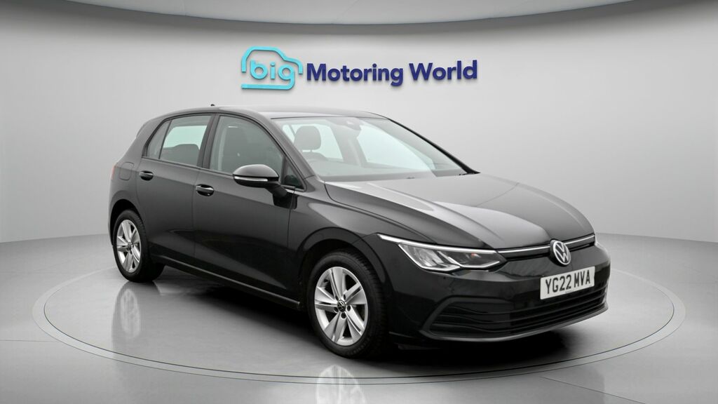 Volkswagen Golf Life Black