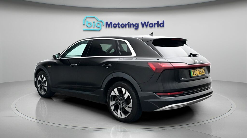 Audi E-tron Sport Black #5