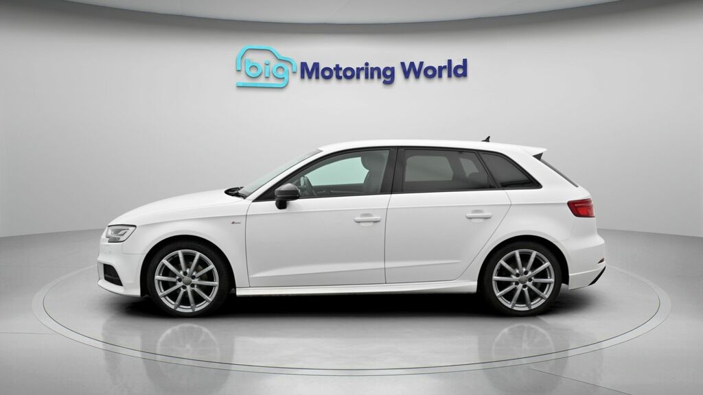 Audi A3 Black Edition White #4