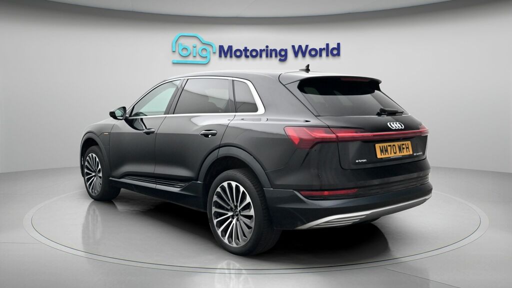 Audi E-tron Sport Black #5