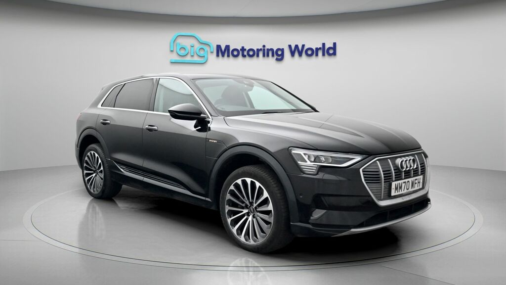 Audi E-tron Sport Black