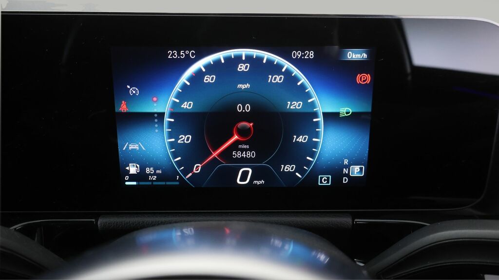 Mercedes-Benz B Class Amg Line Black #10