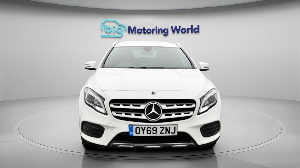 Mercedes-Benz GLA Class Amg Line Edition OY69ZNJ White #2