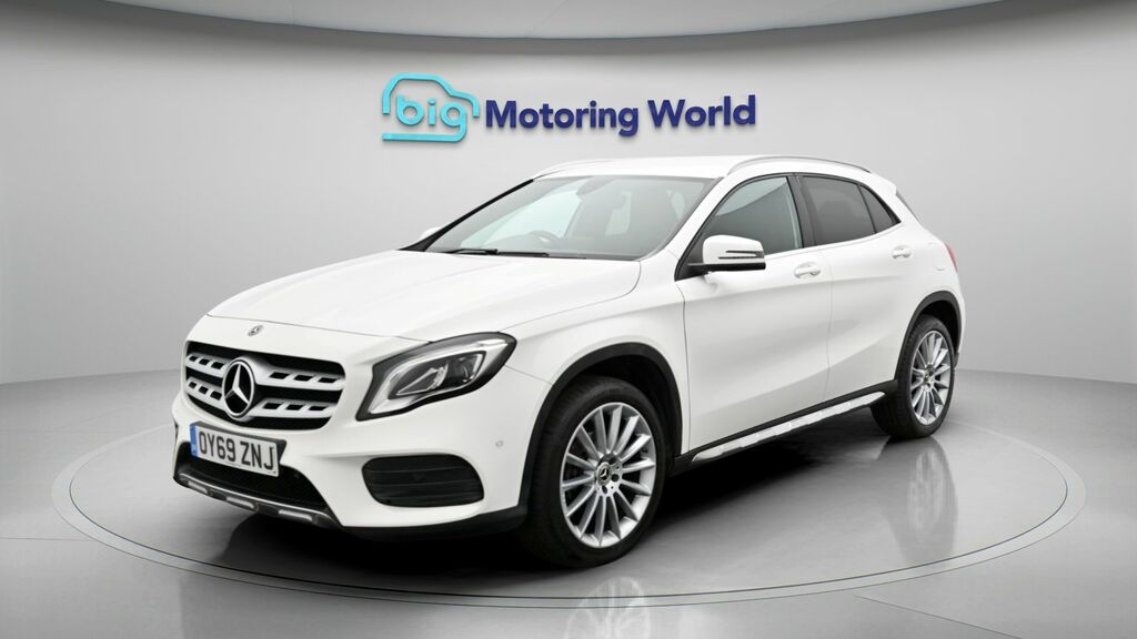 Mercedes-Benz GLA Class Amg Line Edition OY69ZNJ White #3