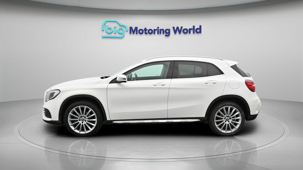 Mercedes-Benz GLA Class Amg Line Edition OY69ZNJ White #4