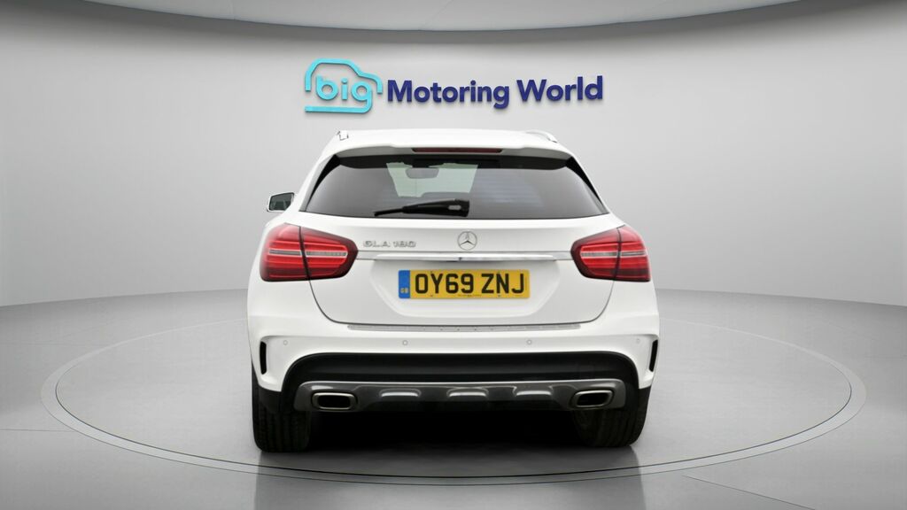 Mercedes-Benz GLA Class Amg Line Edition OY69ZNJ White #6