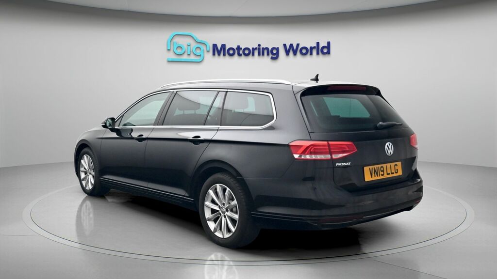 Volkswagen Passat Se Business Black #5