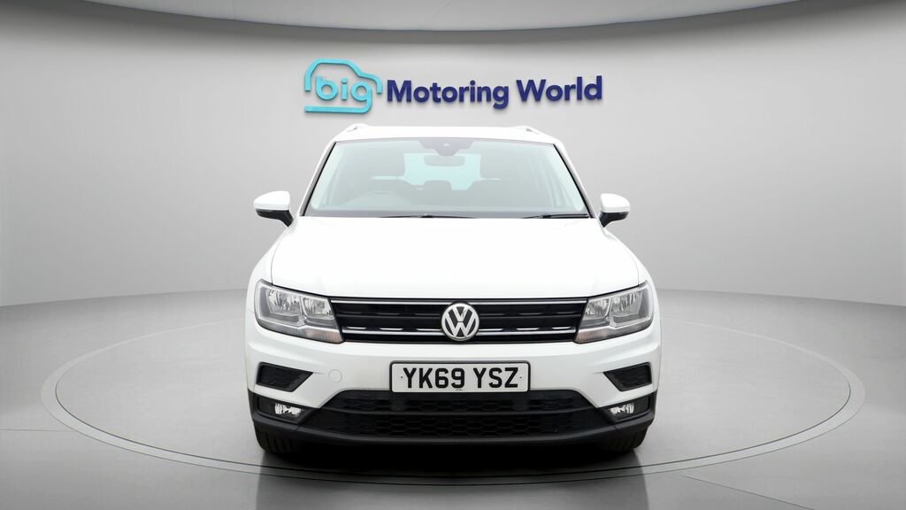 Volkswagen Tiguan Match White #2