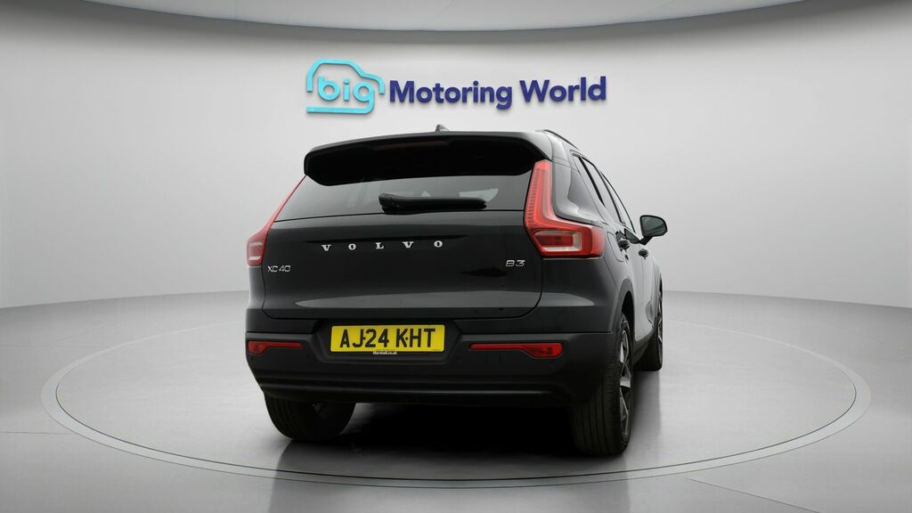 Volvo XC40 Plus Dark AJ24KHT Black #6