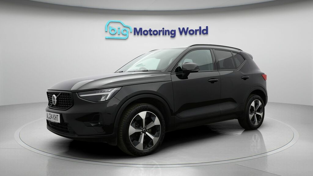 Volvo XC40 Plus Dark AJ24KHT Black #3