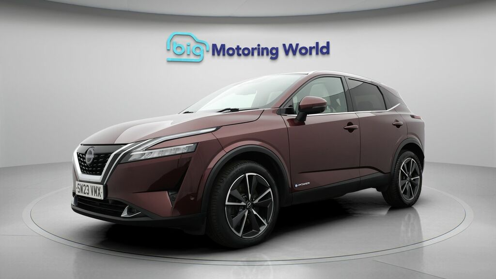 Nissan Qashqai Tekna SW23VMX Red #3
