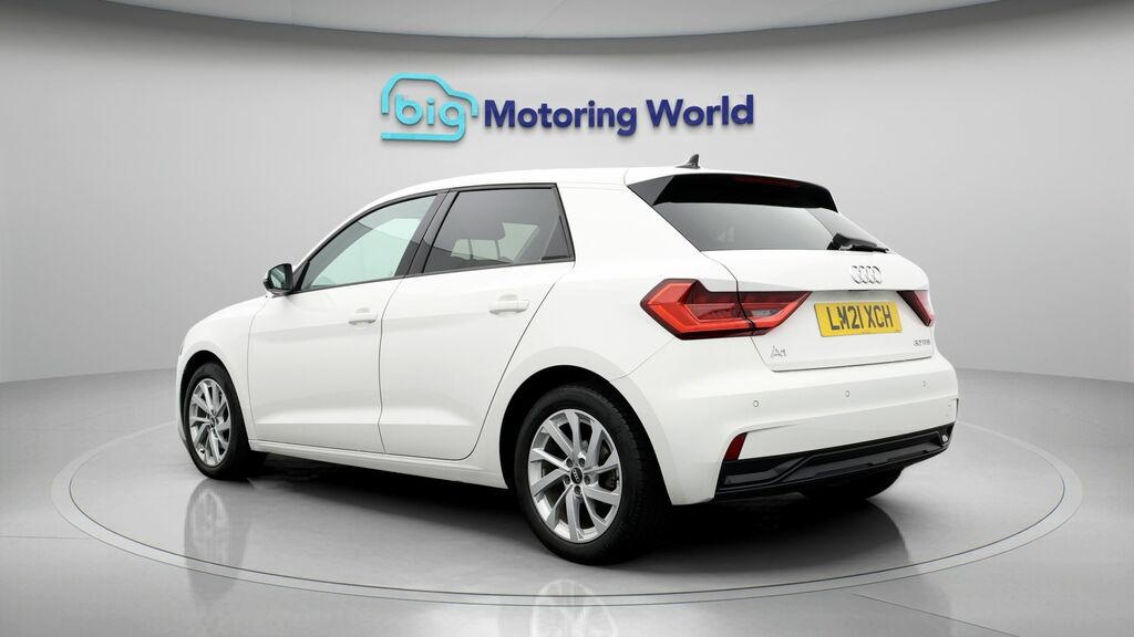 Audi A1 Sport White #5