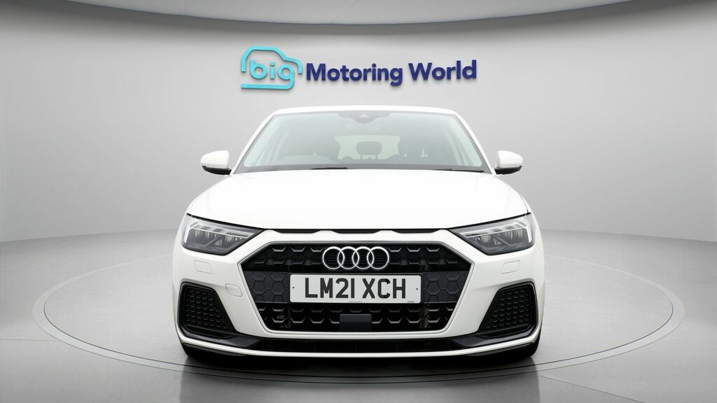 Audi A1 Sport White #2