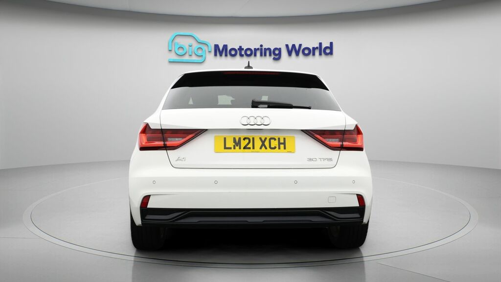 Audi A1 Sport White #6