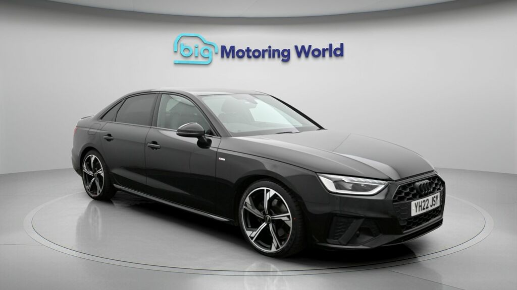 Audi A4 Black Edition YH22JSY Black