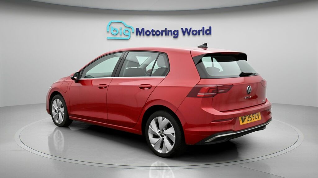 Volkswagen Golf Style Red #5