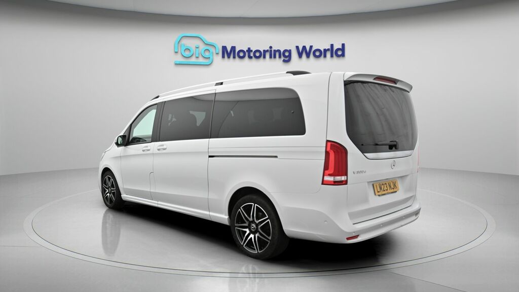 Mercedes-Benz V Class Amg Line White #5