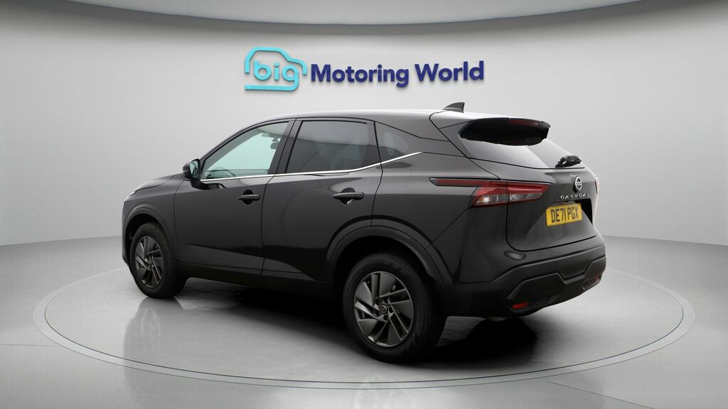 Nissan Qashqai Acenta Premium Black #5