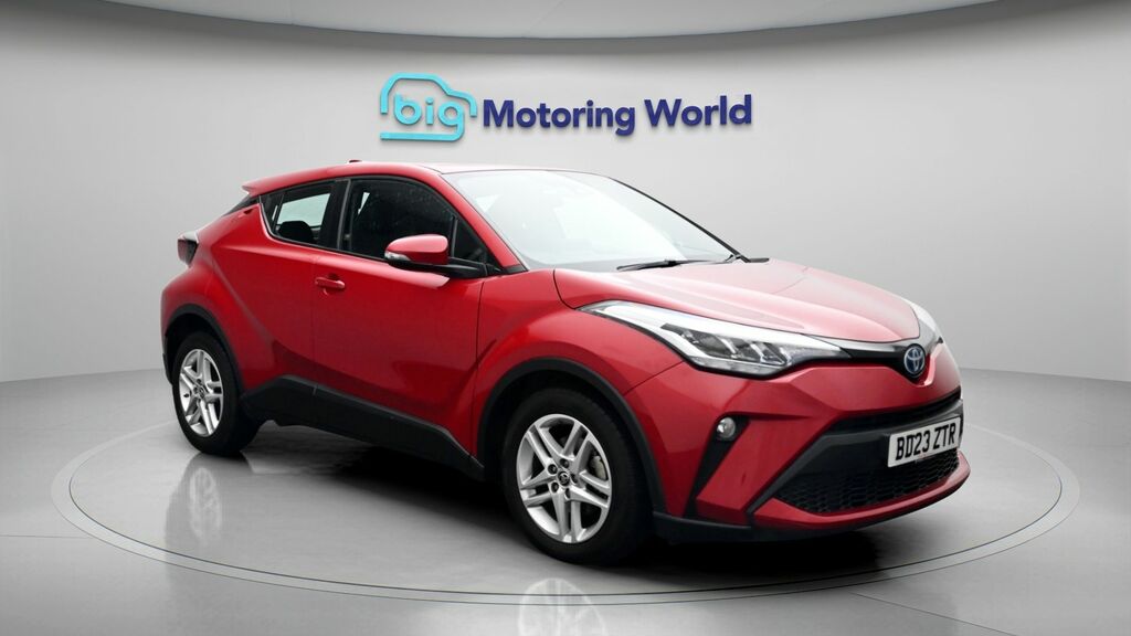 Toyota C-Hr Icon Red