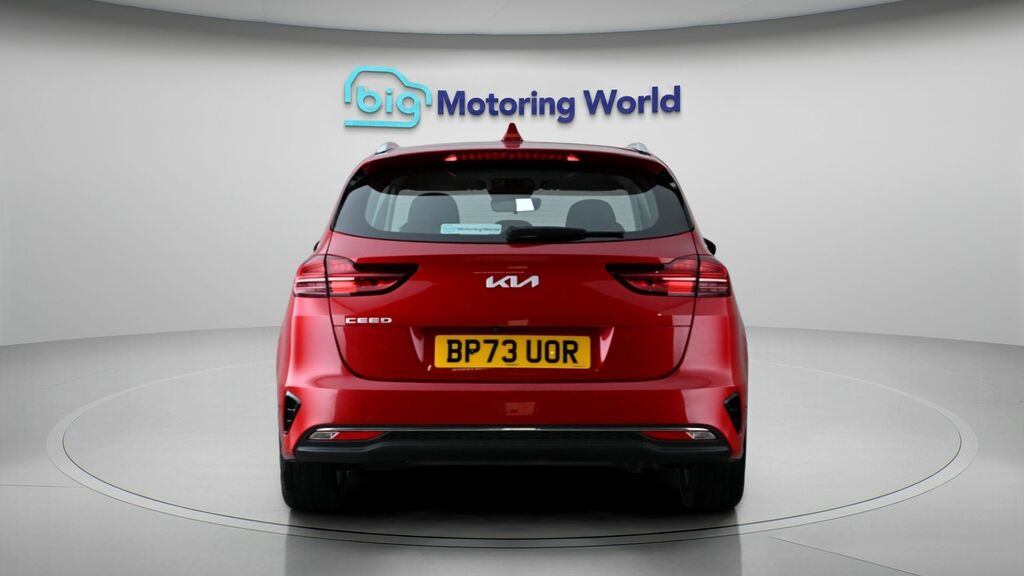 Kia Ceed 2 Red #6