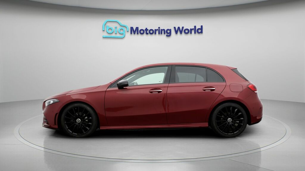 Mercedes-Benz A Class Amg Line Night Edition CG72CLO Red #4