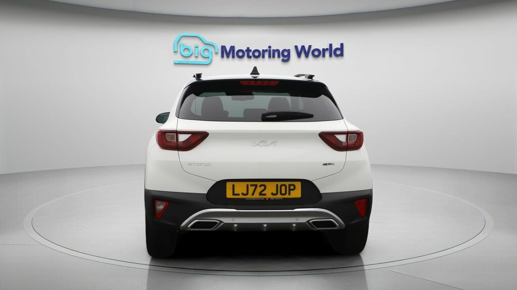 Kia Stonic Gt-line S White #6