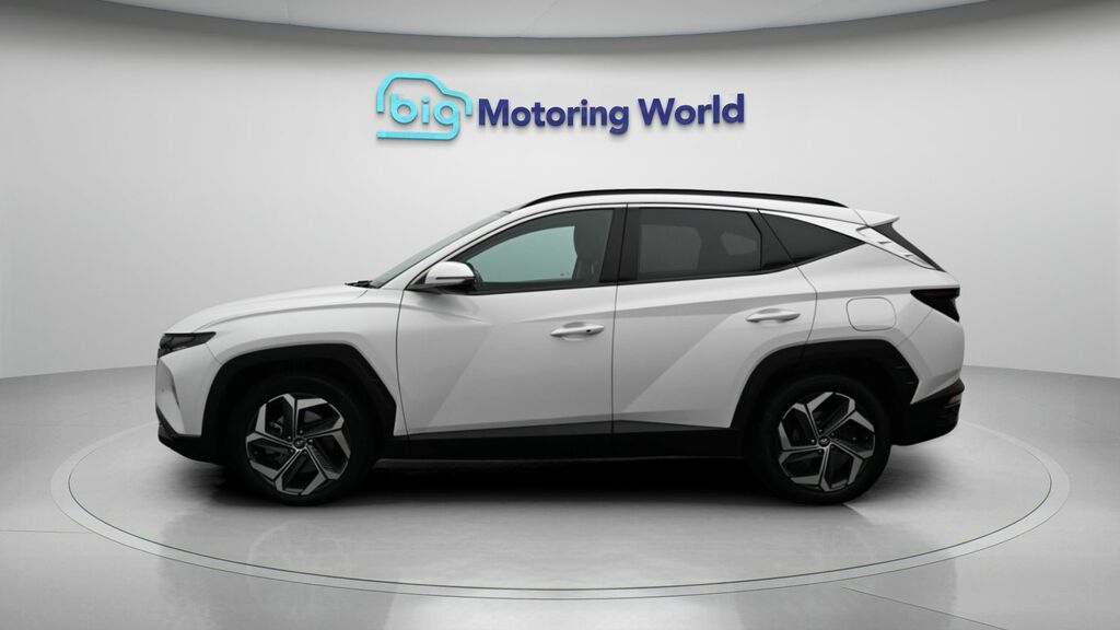Hyundai Tucson Ultimate FD23JLO White #4