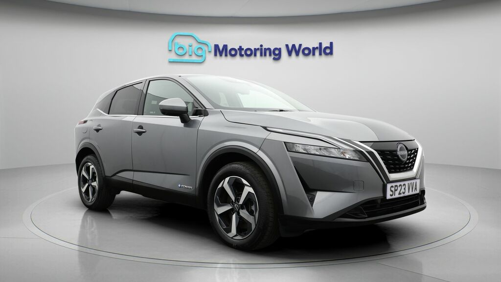 Nissan Qashqai N-connecta SP23VVA Grey