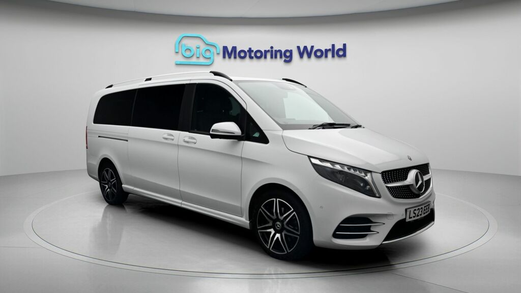 Mercedes-Benz V Class Amg Line White