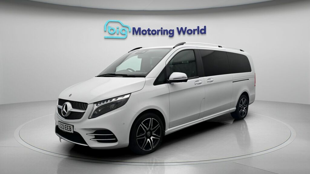 Mercedes-Benz V Class Amg Line White #3